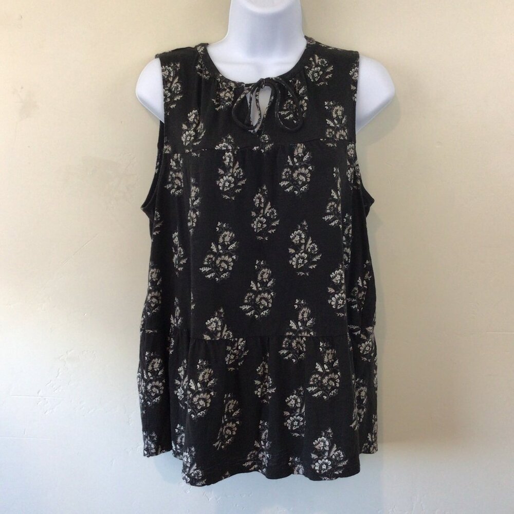 3/$10💕 Lucky Brand Black Floral Print Tie Neck Sleeveless Boho Style Shirt